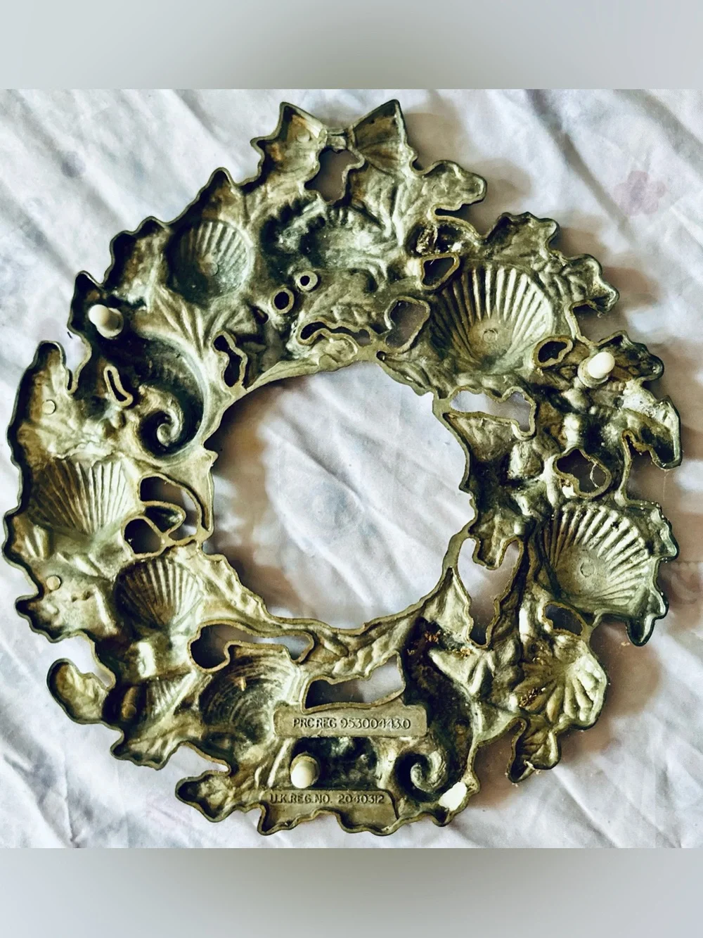 Vintage Silver Sea Life Decorative Hanging Wall Wreath Trinket-hot plate